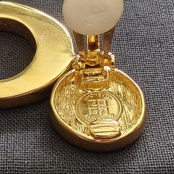 🐢 Authentic Givenchy Gold Doorknocker Clip On Earrings - Picture 14 of 15